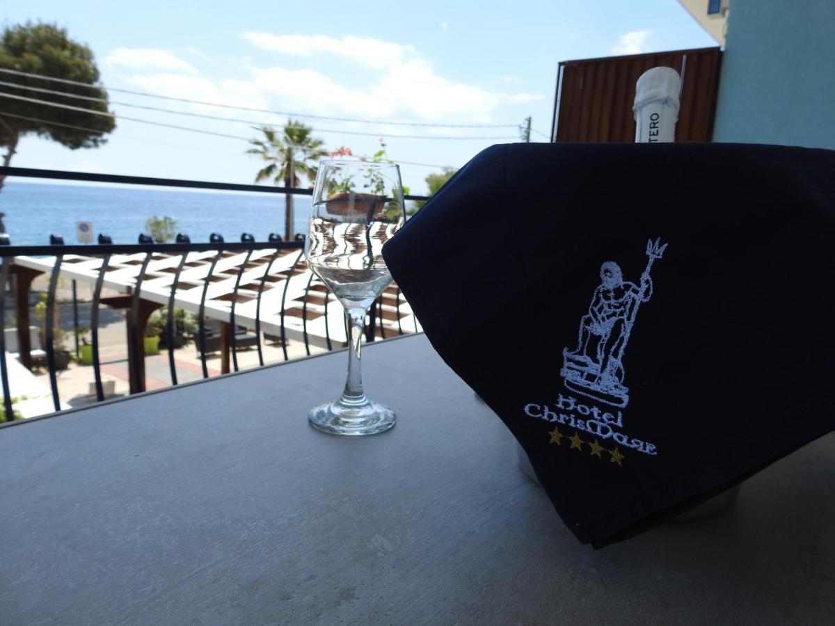 Chrismare Hotel Mazzeo Exterior foto